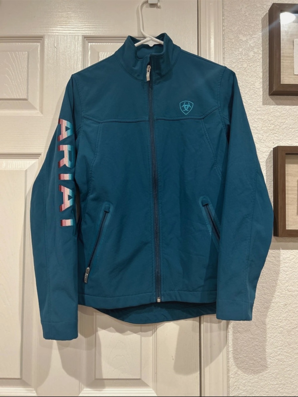 Ariat Women's New Team Softshell Jacket